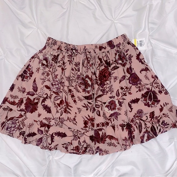 Nwt Ever After Mauve Floral Skirt Size M - Picture 1 of 6
